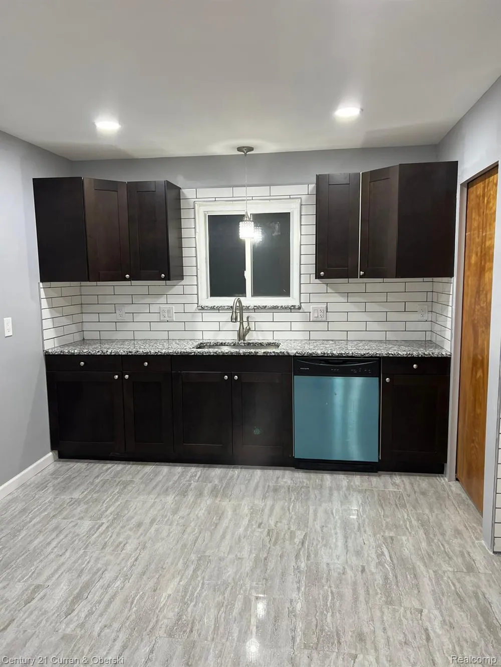 3959 Monroe Street Dearborn Heights City, MI 48125