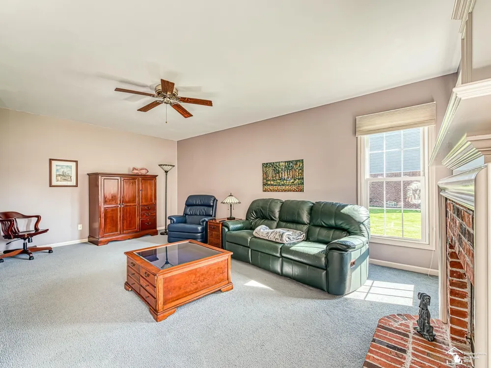 839 Kings Park Road Monroe Charter Township, MI 48161