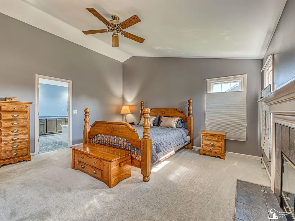 839 Kings Park Road Monroe Charter Township, MI 48161