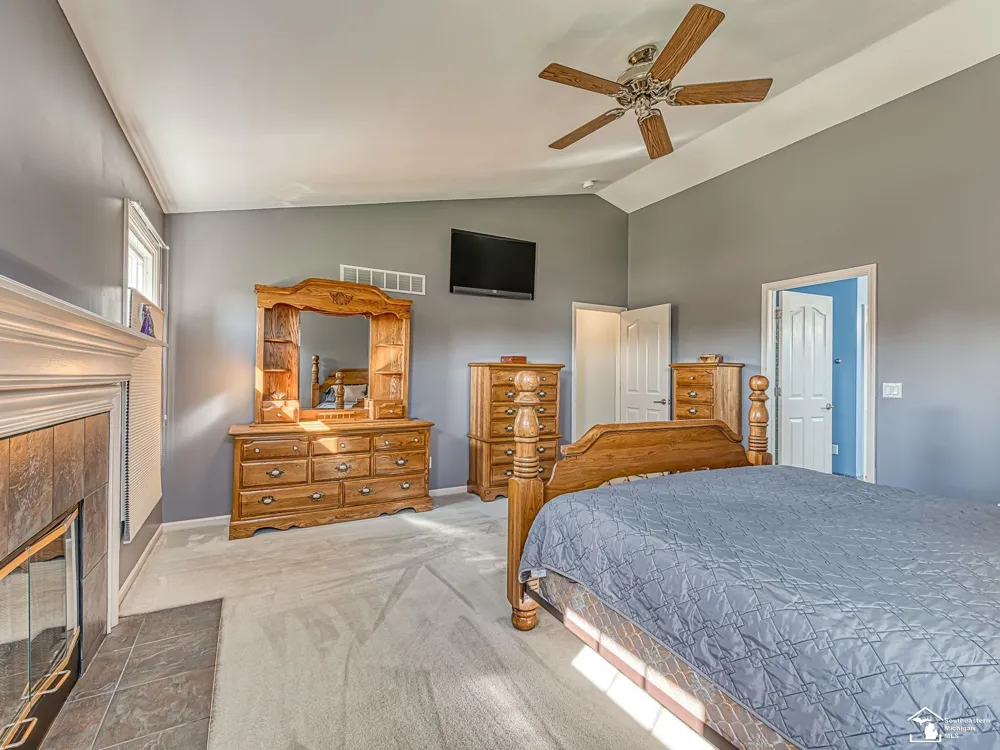 839 Kings Park Road Monroe Charter Township, MI 48161
