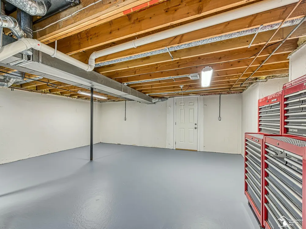 839 Kings Park Road Monroe Charter Township, MI 48161