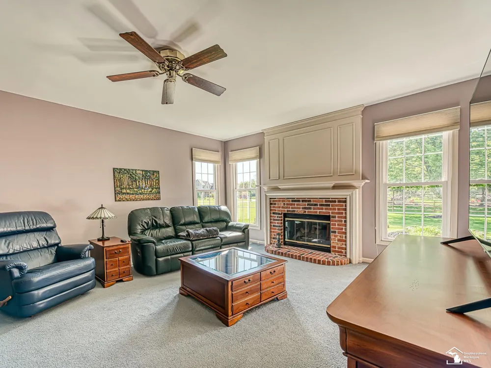 839 Kings Park Road Monroe Charter Township, MI 48161