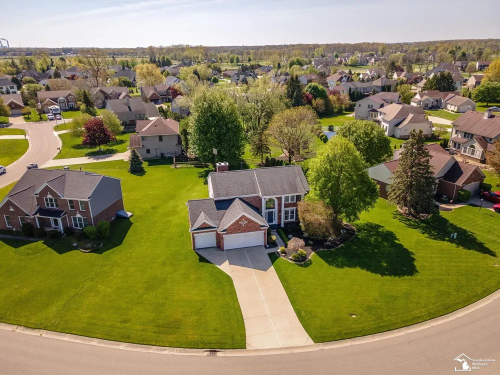 839 Kings Park Road Monroe Charter Township, MI 48161