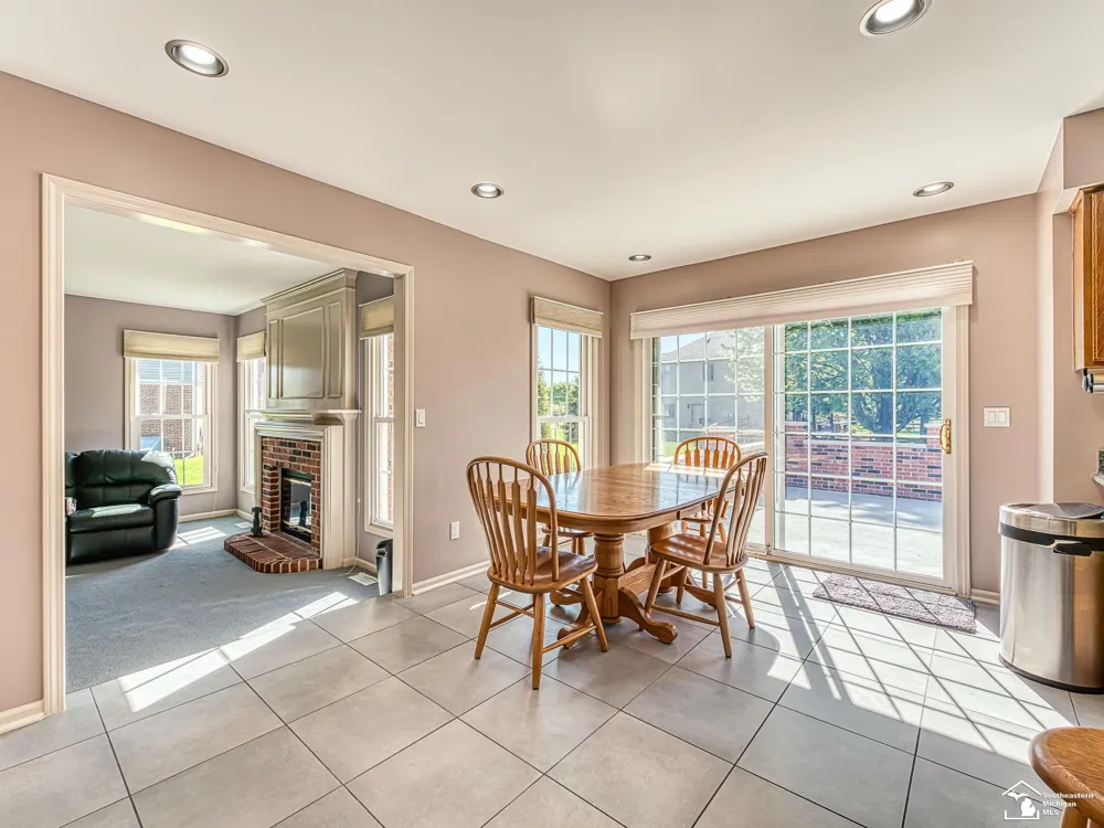 839 Kings Park Road Monroe Charter Township, MI 48161