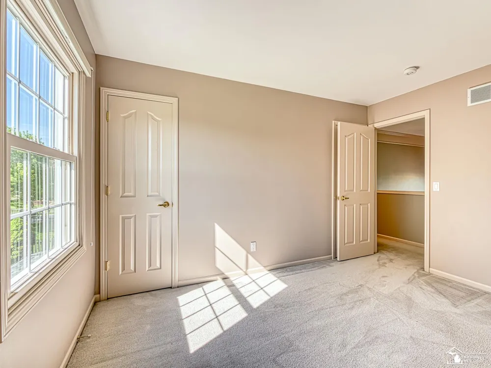 839 Kings Park Road Monroe Charter Township, MI 48161