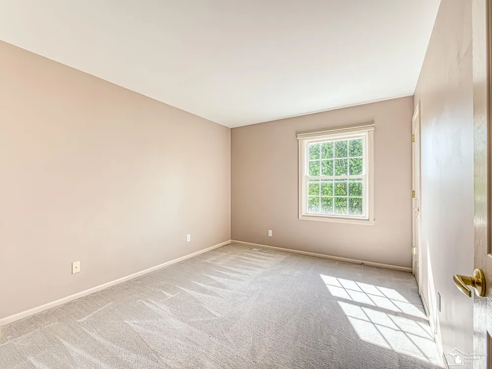 839 Kings Park Road Monroe Charter Township, MI 48161