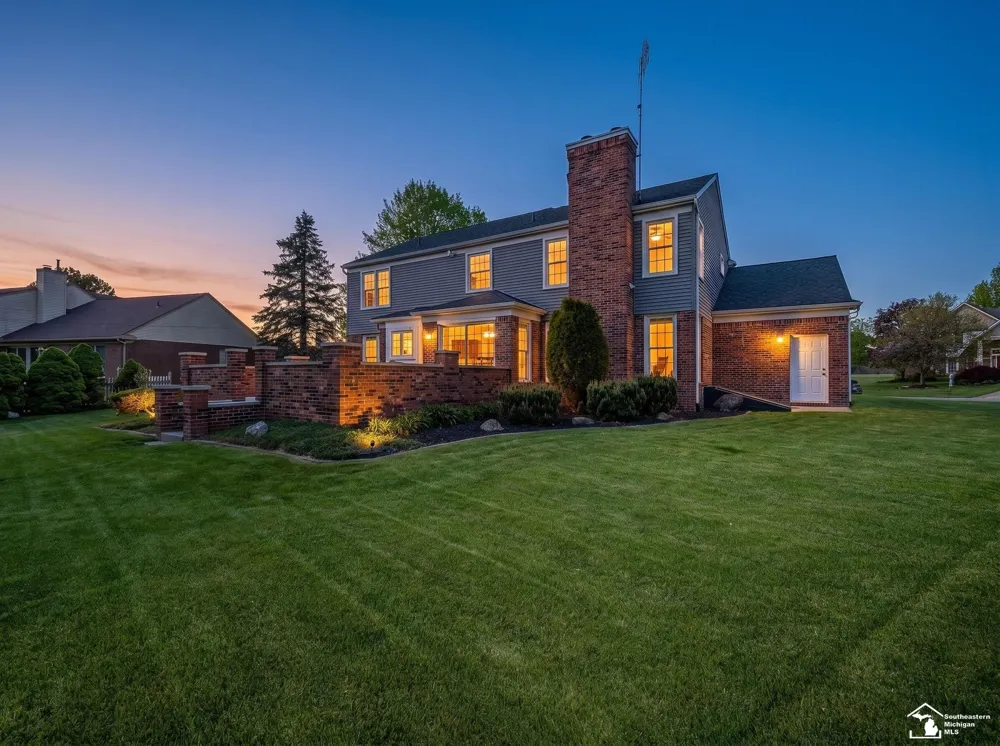 839 Kings Park Road Monroe Charter Township, MI 48161