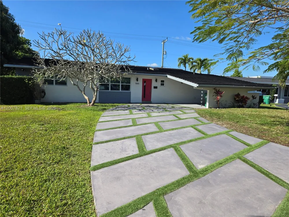 Address Not Shown Palmetto Bay, FL 33176