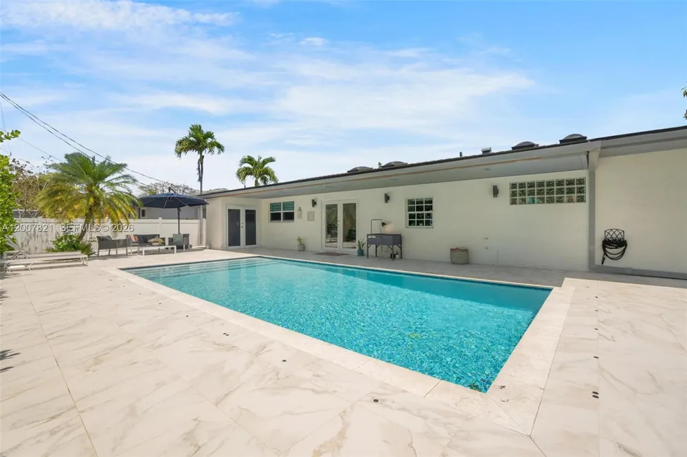 Address Not Shown Palmetto Bay, FL 33176