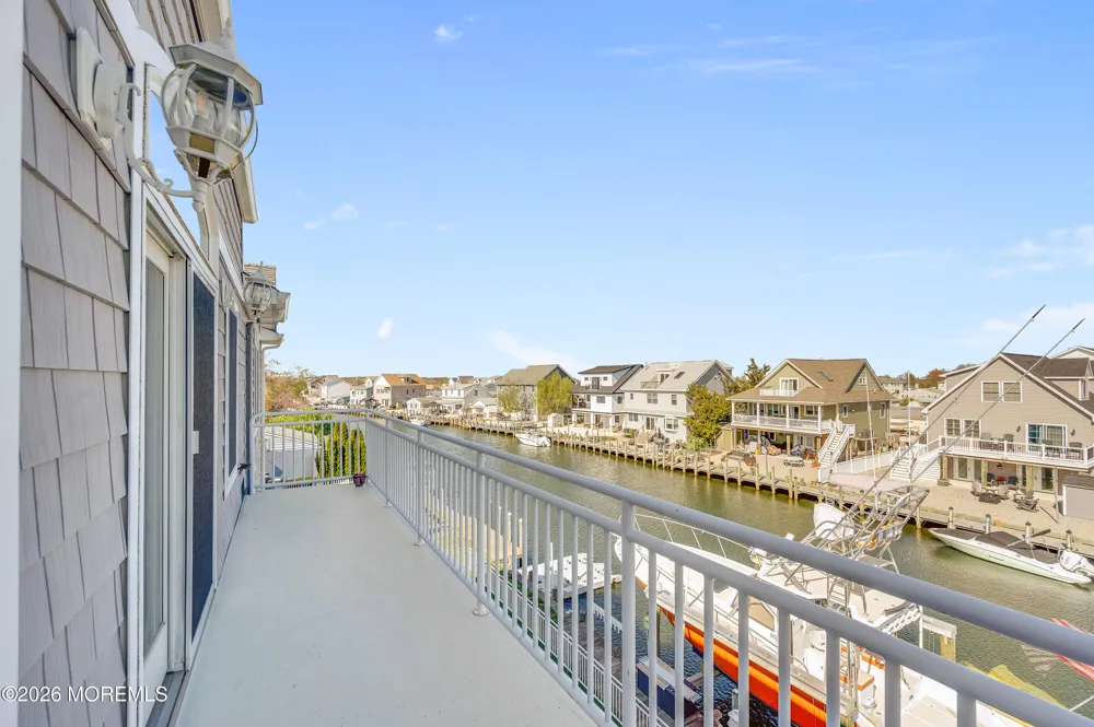 6 Capstan Road Waretown, NJ 08758