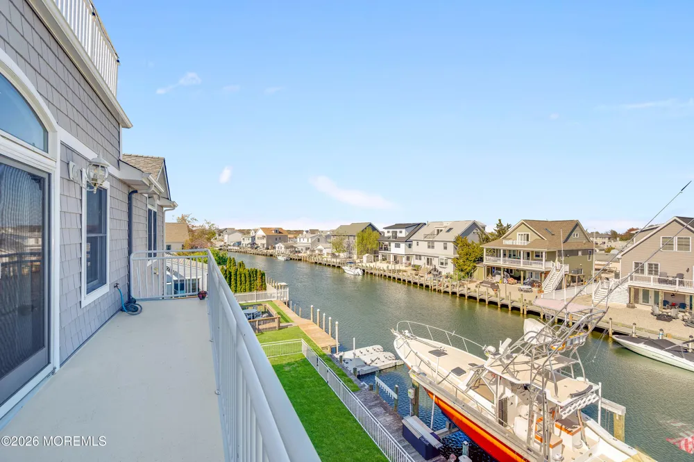 6 Capstan Road Waretown, NJ 08758