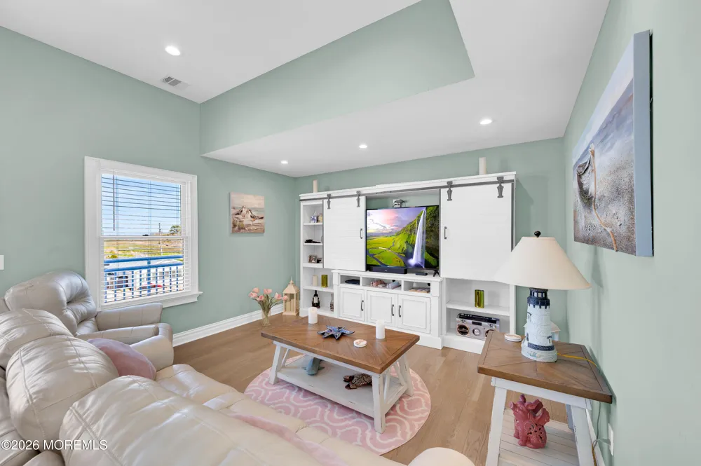 6 Capstan Road Waretown, NJ 08758