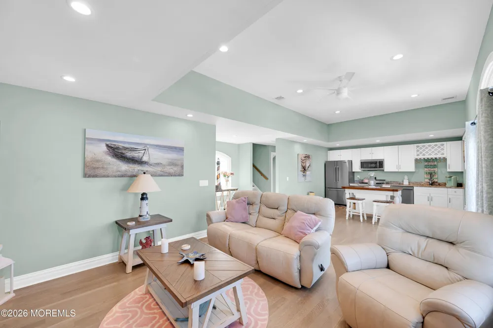6 Capstan Road Waretown, NJ 08758