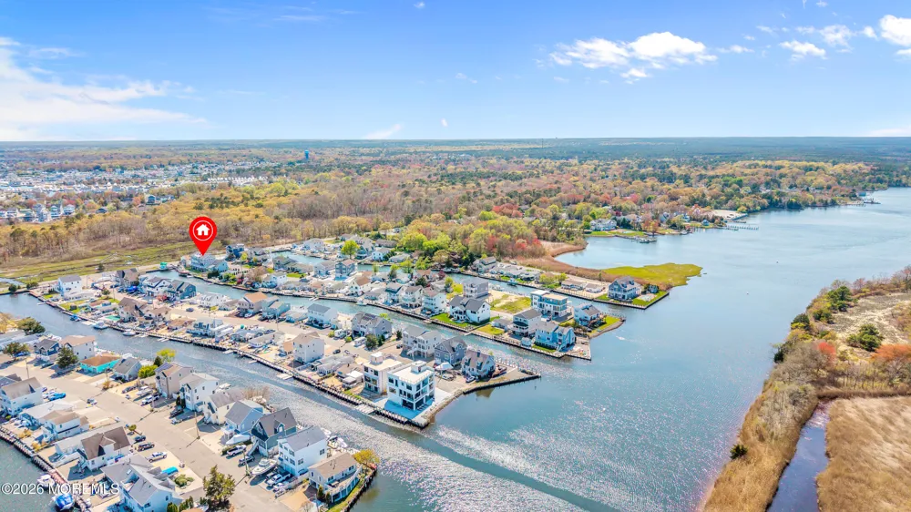 6 Capstan Road Waretown, NJ 08758