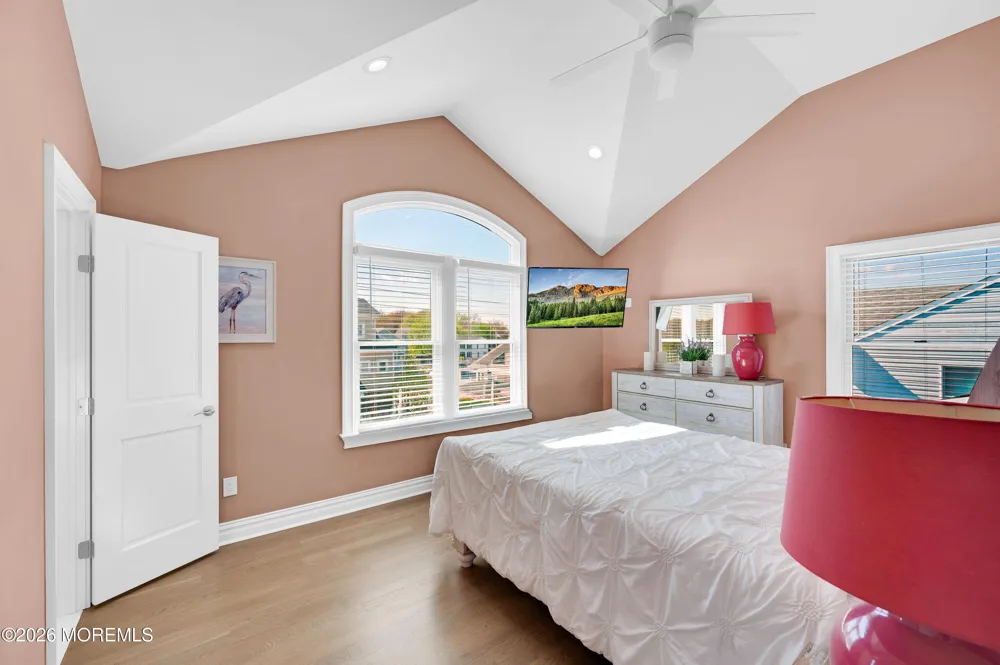 6 Capstan Road Waretown, NJ 08758