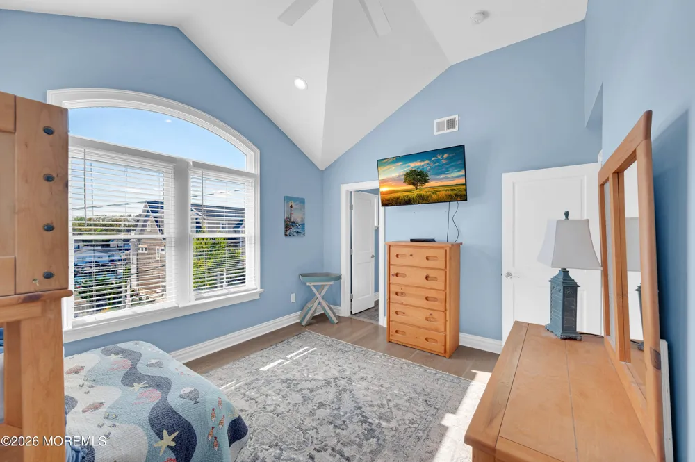 6 Capstan Road Waretown, NJ 08758