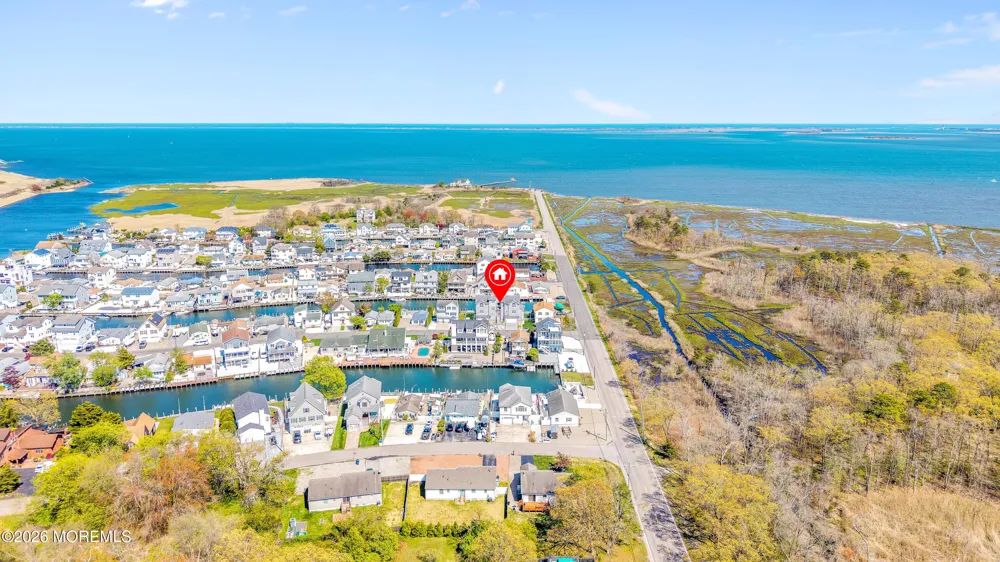 6 Capstan Road Waretown, NJ 08758