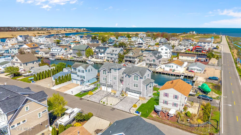 6 Capstan Road Waretown, NJ 08758