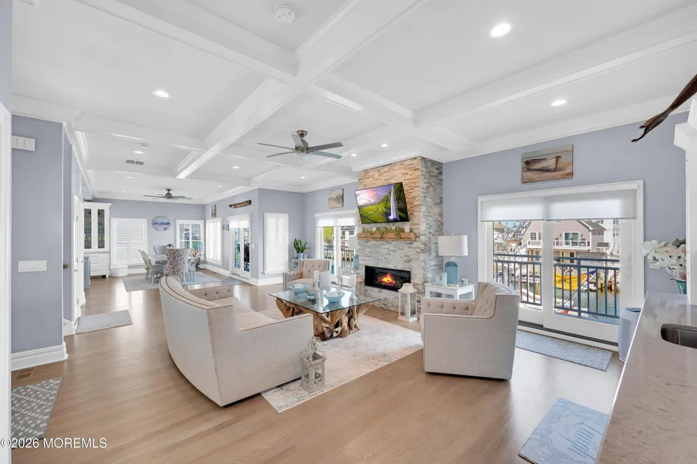 6 Capstan Road Waretown, NJ 08758