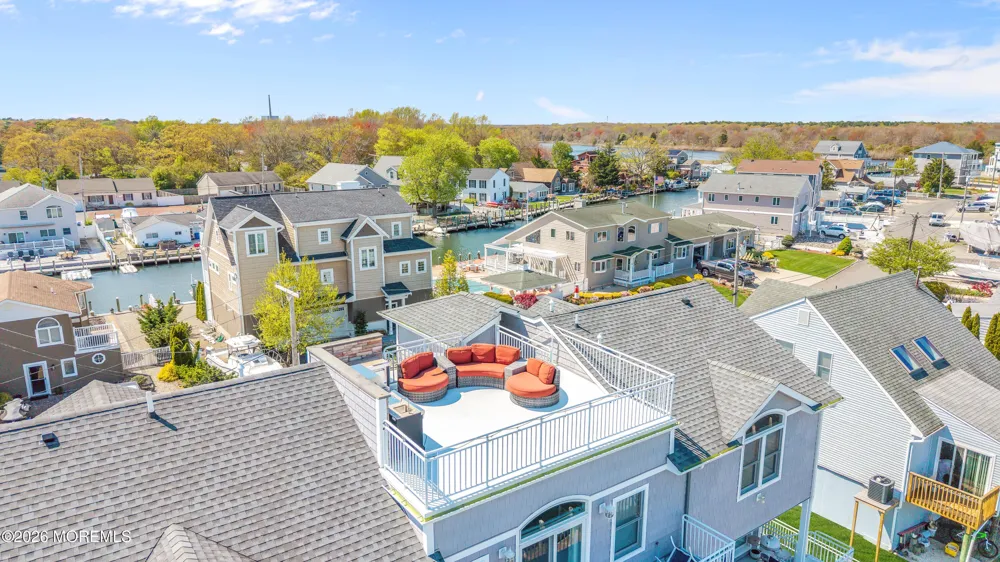 6 Capstan Road Waretown, NJ 08758