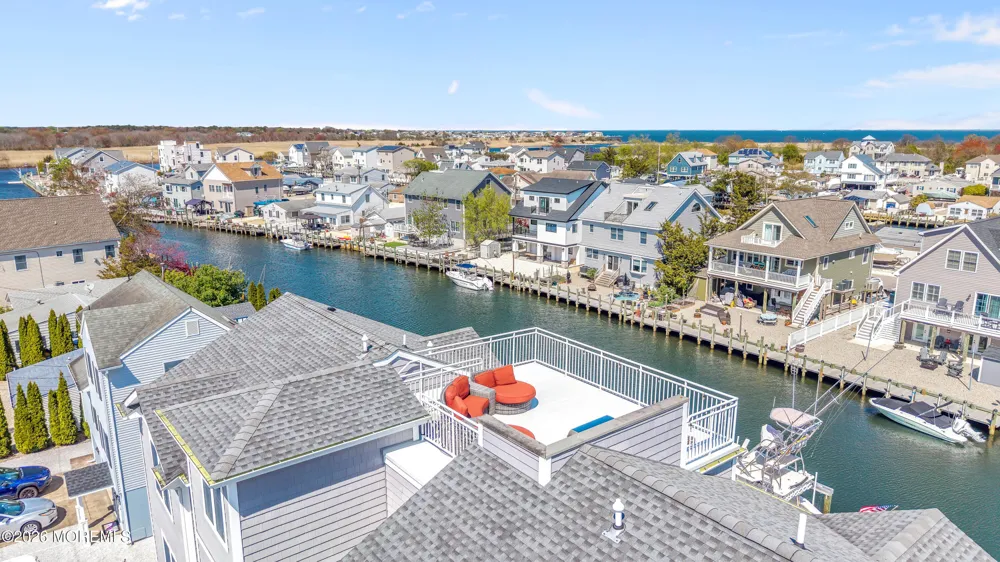 6 Capstan Road Waretown, NJ 08758