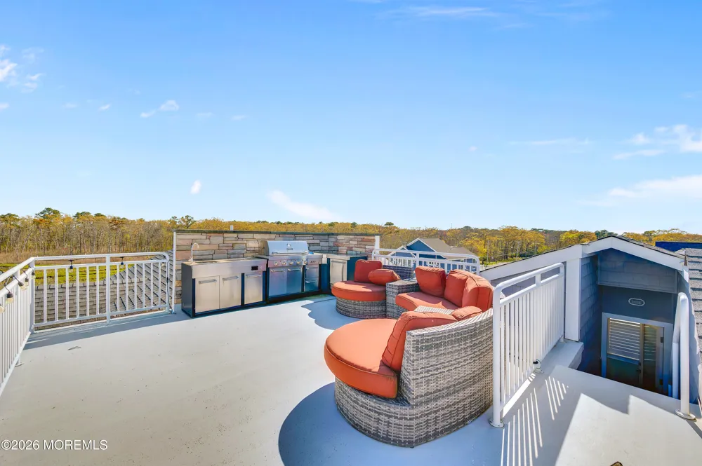 6 Capstan Road Waretown, NJ 08758