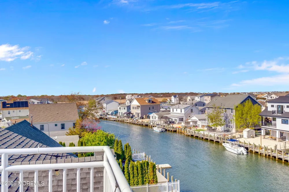 6 Capstan Road Waretown, NJ 08758