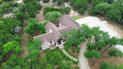 270 Rambling Oaks Drive