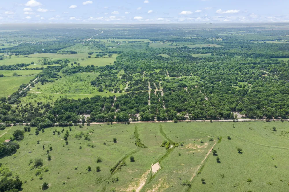 2960 ROAD Kopperl, TX 76652