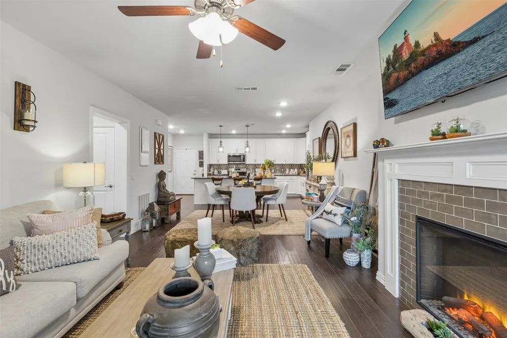 651 Watters Road #7204 Allen, TX 75013