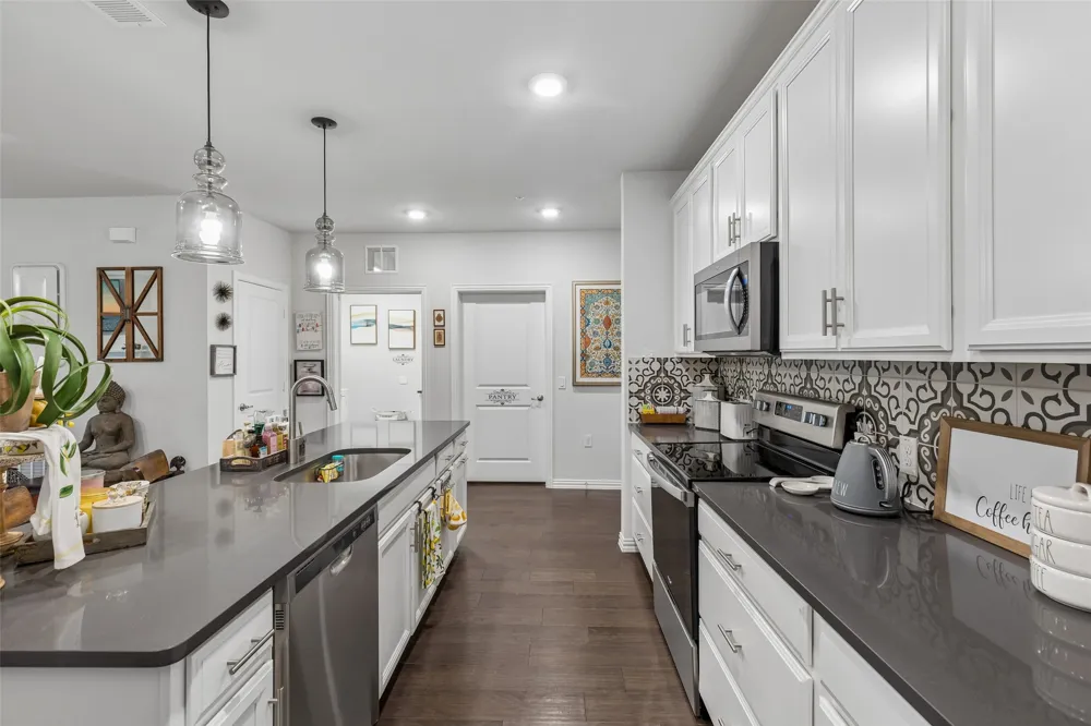 651 Watters Road #7204 Allen, TX 75013