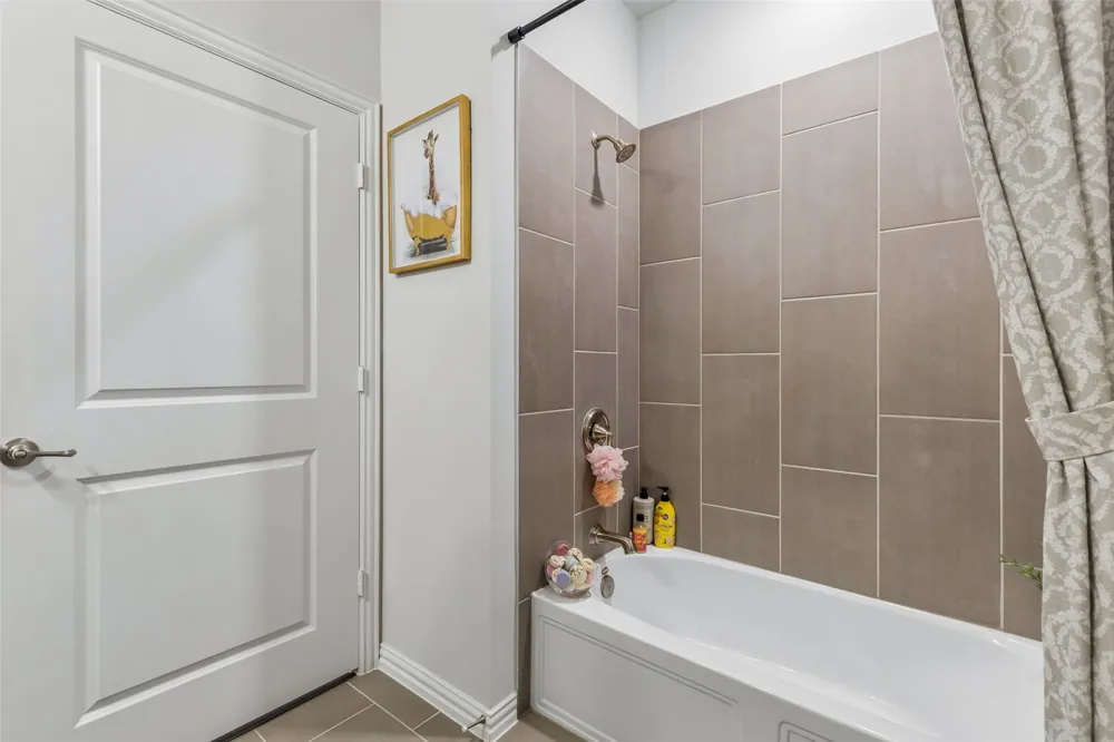 651 Watters Road #7204 Allen, TX 75013