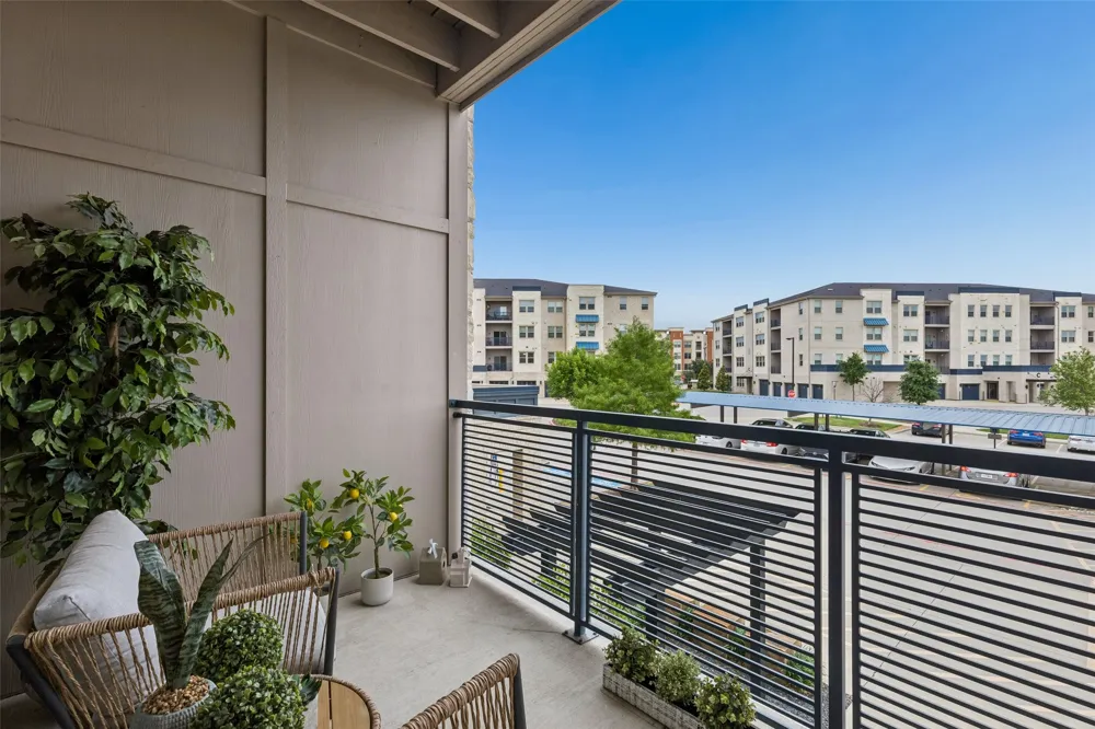 651 Watters Road #7204 Allen, TX 75013