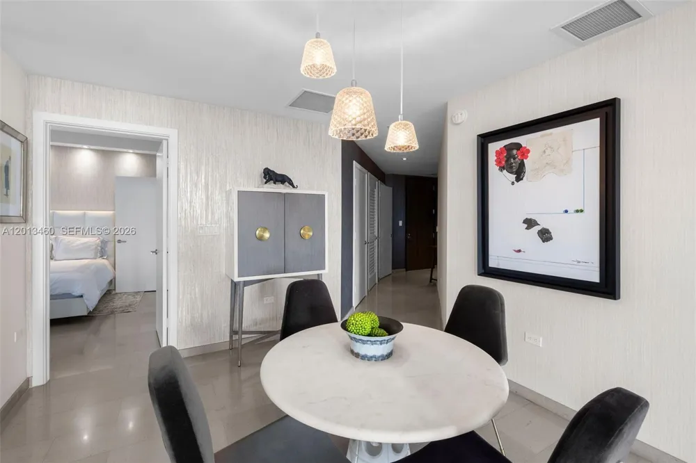 88 SW 7th St #1201 Miami, FL 33130