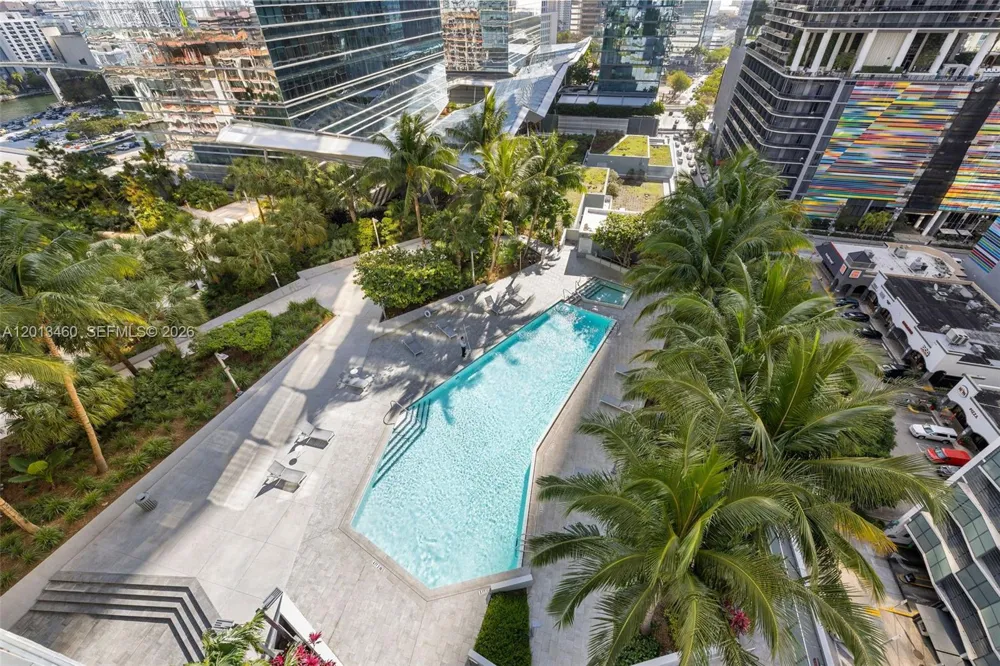 88 SW 7th St #1201 Miami, FL 33130