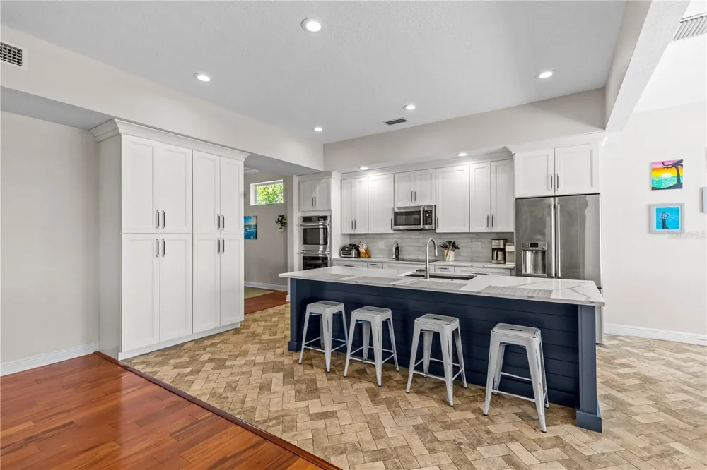 897 POINT SEASIDE DRIVE Crystal Beach, FL 34681