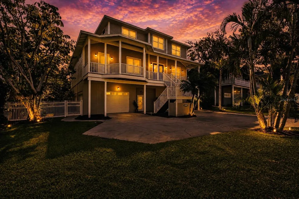 897 POINT SEASIDE DRIVE Crystal Beach, FL 34681