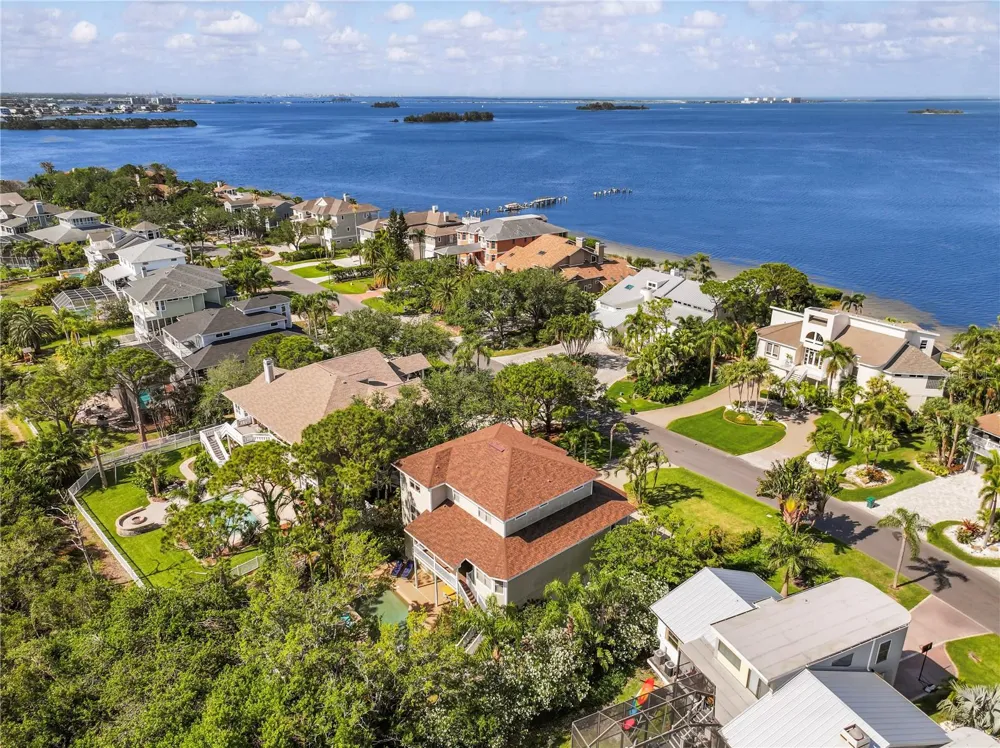 897 POINT SEASIDE DRIVE Crystal Beach, FL 34681