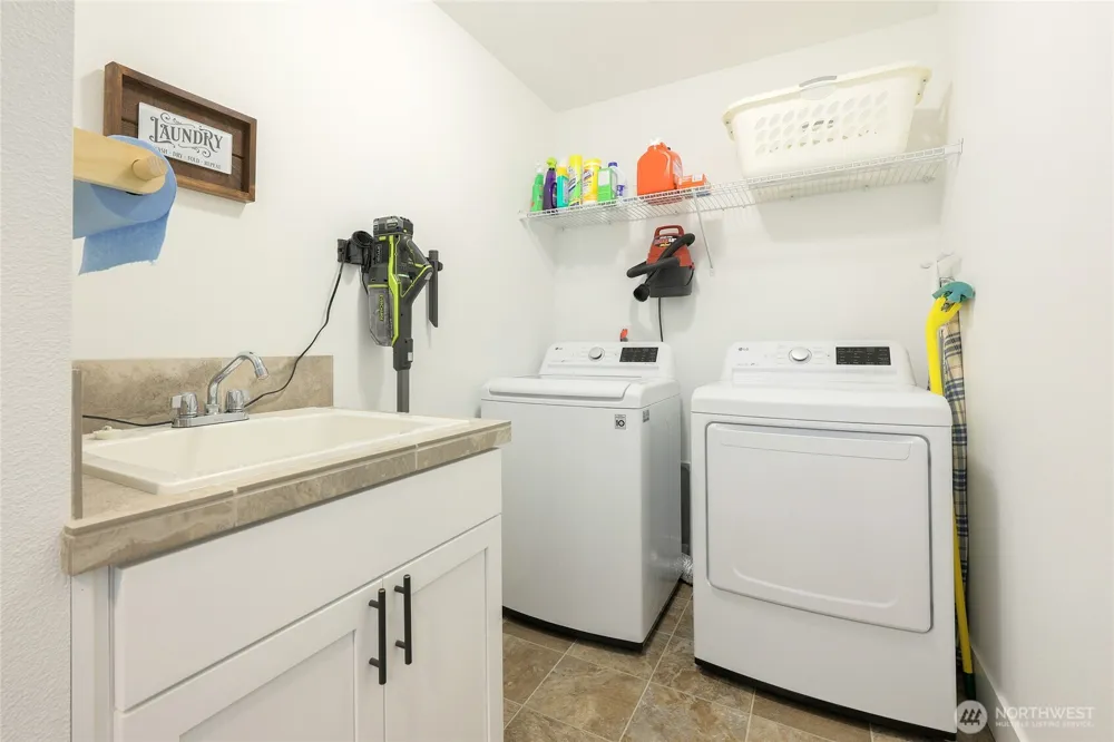 10921 NE 137th Avenue Vancouver, WA 98682