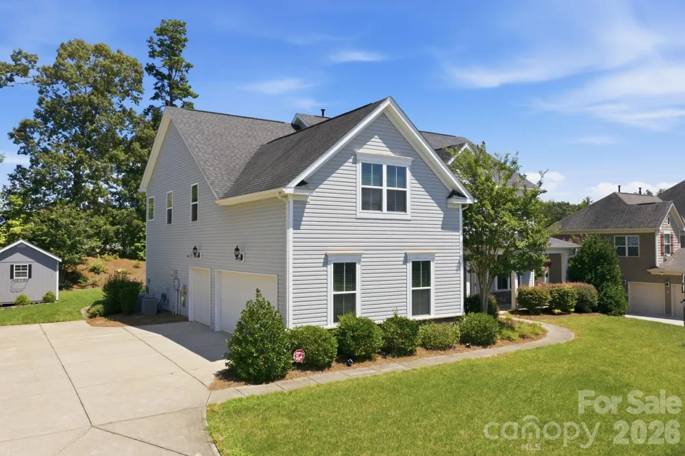 7223 Old Valley Way Harrisburg, NC 28075