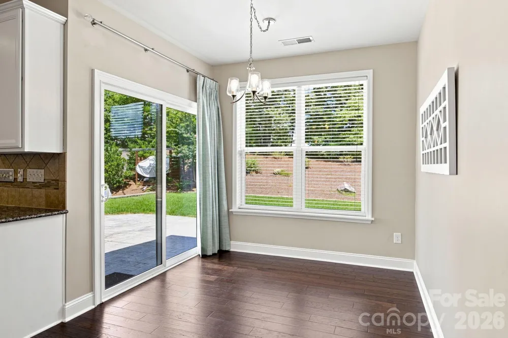 7223 Old Valley Way Harrisburg, NC 28075