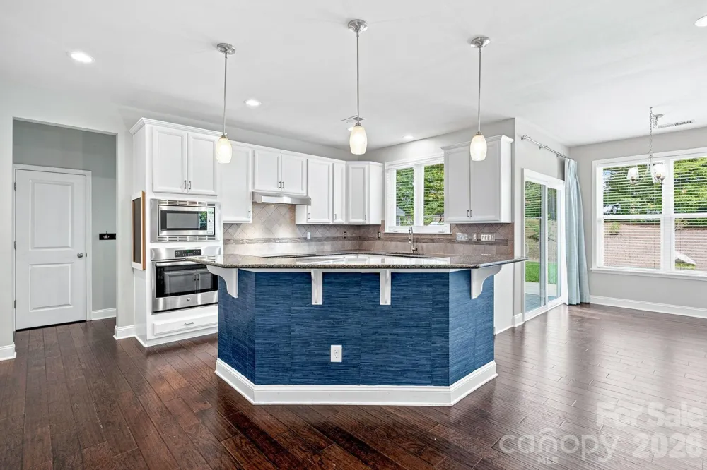 7223 Old Valley Way Harrisburg, NC 28075