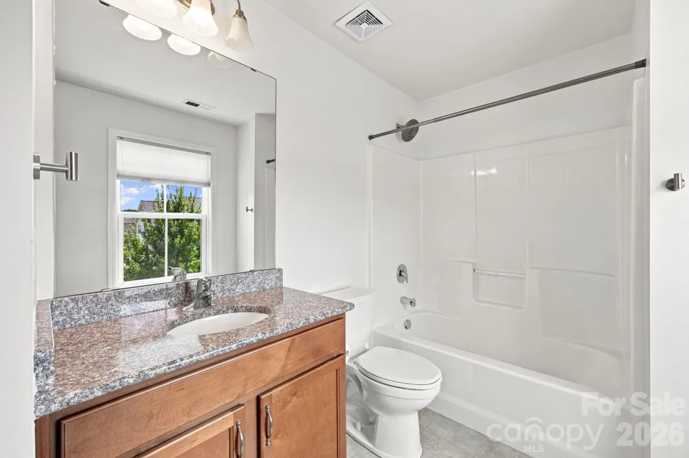 7223 Old Valley Way Harrisburg, NC 28075