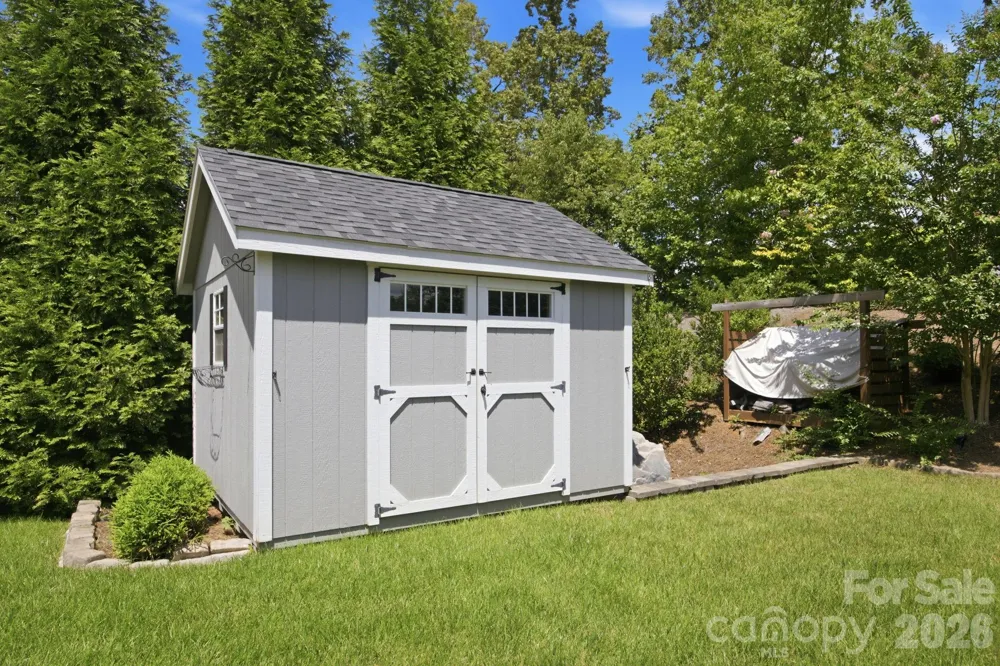 7223 Old Valley Way Harrisburg, NC 28075