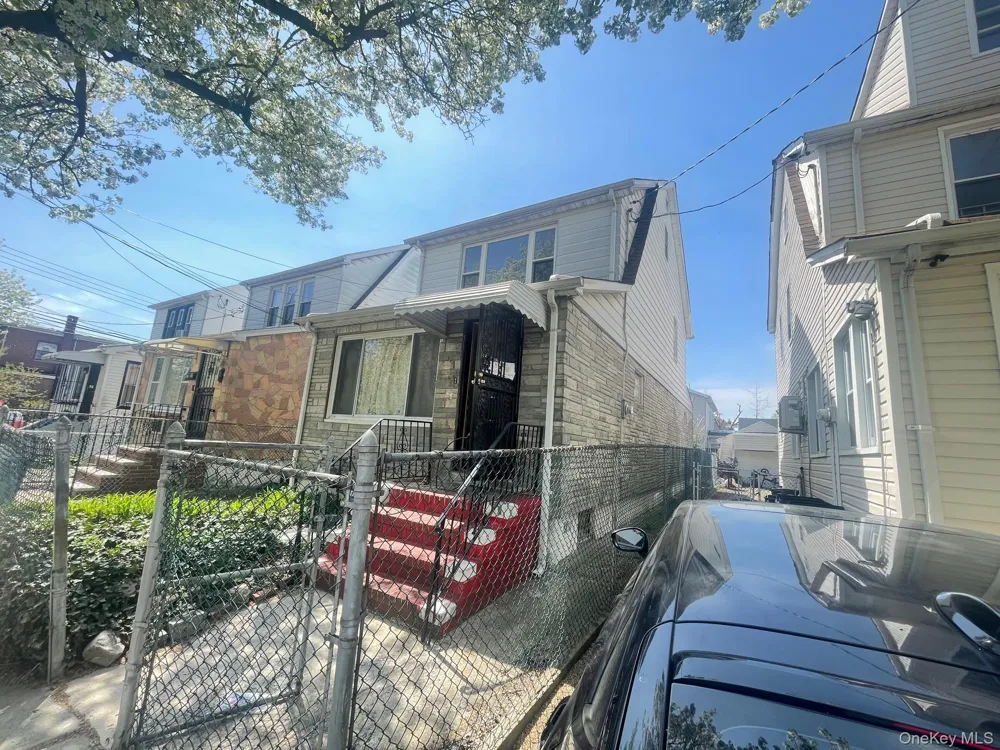 77-14 162nd Street Fresh Meadows, NY 11366