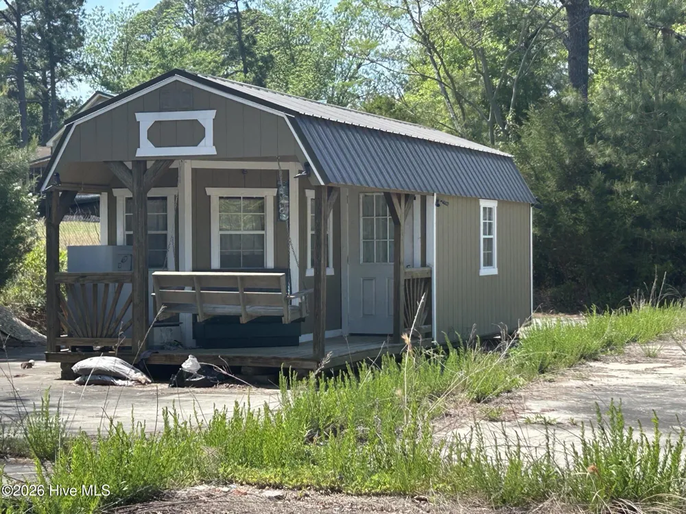 100 1st Street Laurinburg, NC 28352