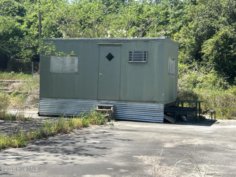 100 1st Street Laurinburg, NC 28352