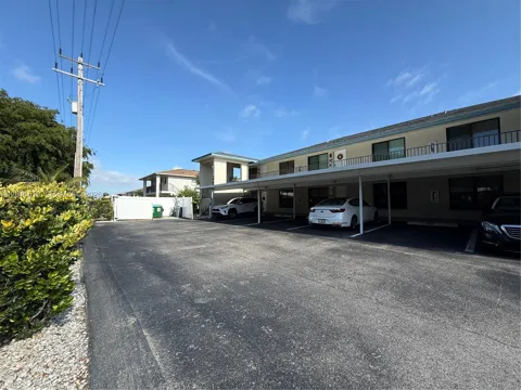 123 SW 47TH TER ##201