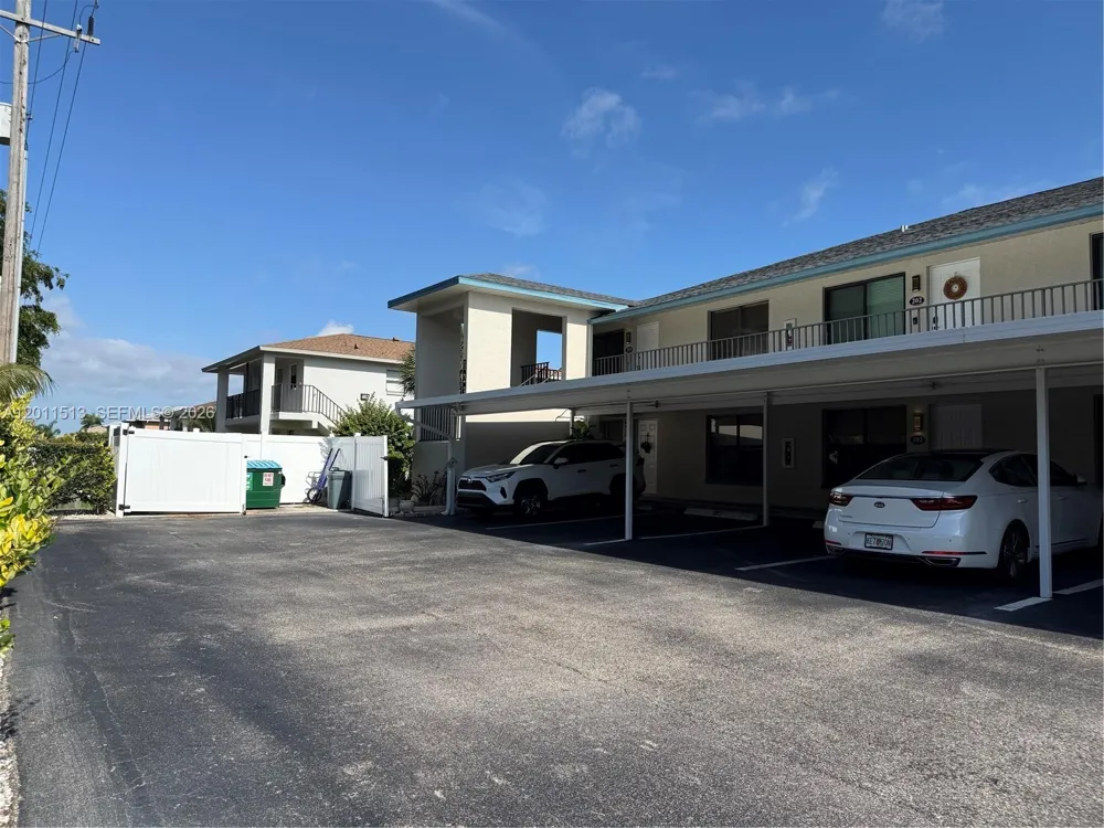 123 SW 47TH TER ##201 Cape Coral, FL 33914
