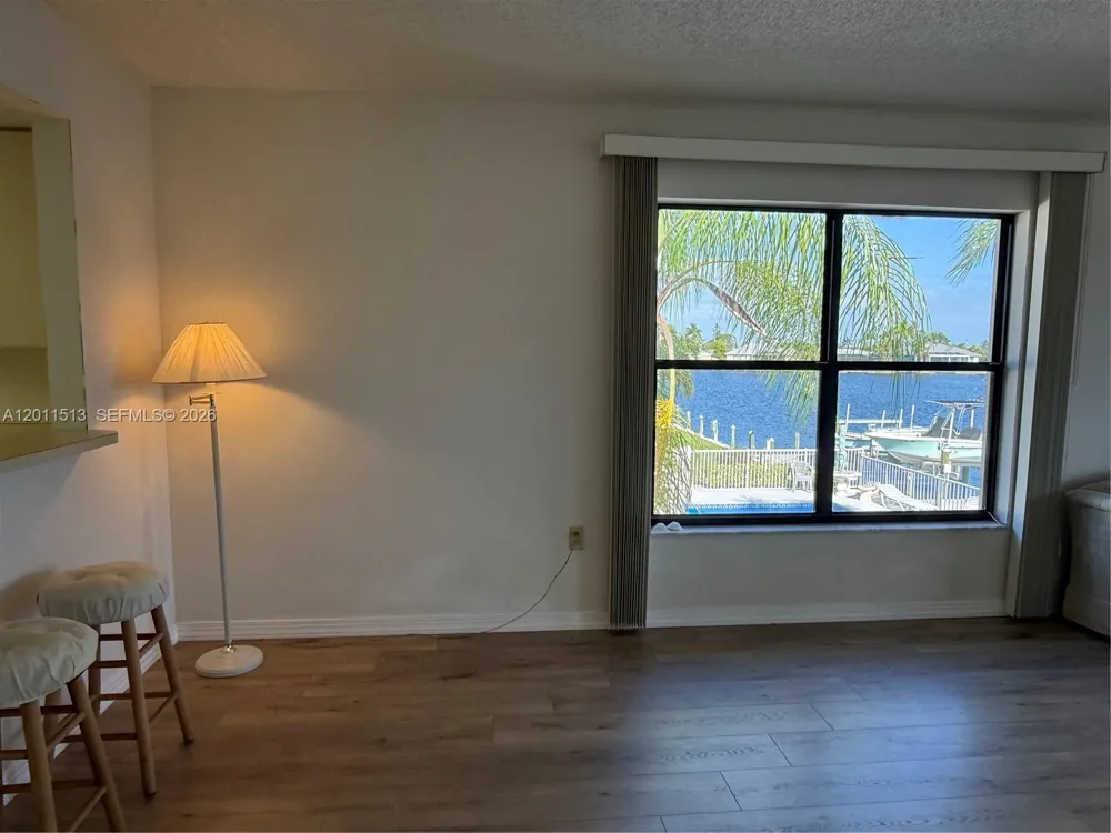 123 SW 47TH TER ##201 Cape Coral, FL 33914